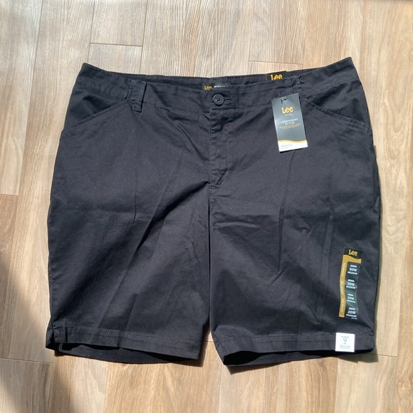 Relisted Lee midrise Bermuda short legendary style for all day comfort 20W - Picture 11 of 17
